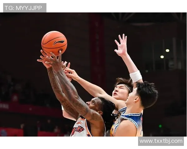 赛后复盘:重庆篮球队vs上海篮球队的战术 赛后复盘:重庆篮球队vs上海篮球队的战术