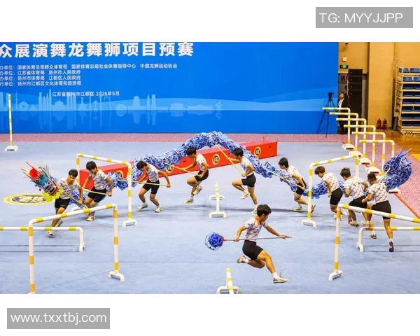 重庆羽毛球队在全运会积分榜上以83分稳居第一展现强劲实力 重庆羽毛球队在全运会积分榜上以83分稳居第一展现强劲实力