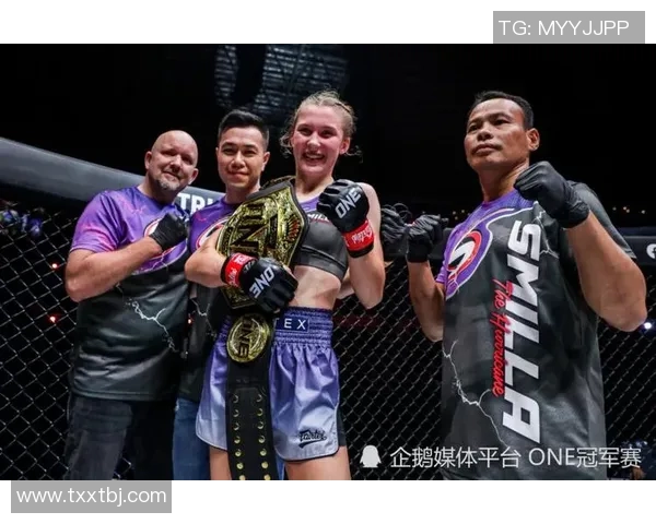 足球巨星跨界挑战拳击赛场展现全新竞技魅力与运动精神 足球巨星跨界挑战拳击赛场展现全新竞技魅力与运动精神